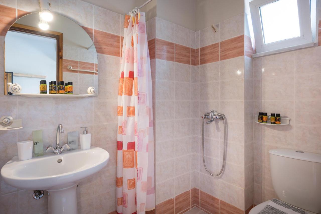 Sun Ray Studios Agia Marina  Екстер'єр фото