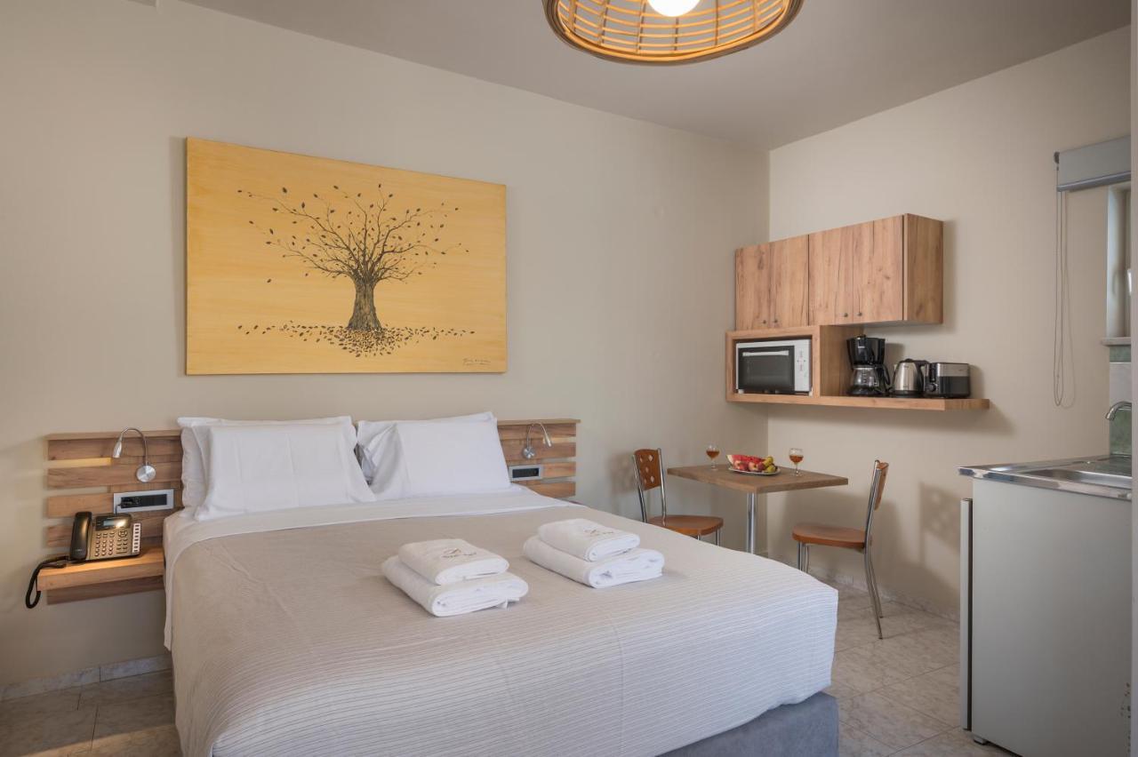Sun Ray Studios Agia Marina  Екстер'єр фото