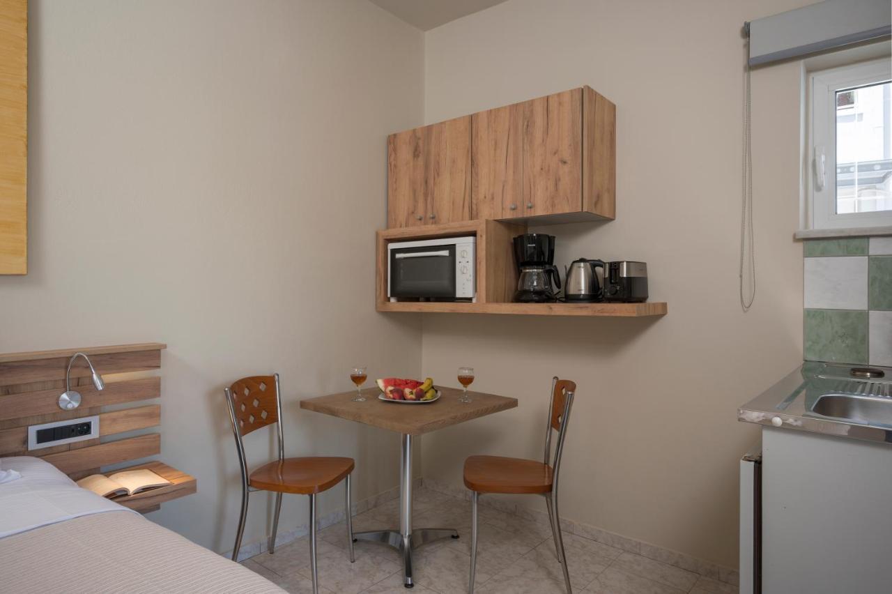Sun Ray Studios Agia Marina  Екстер'єр фото